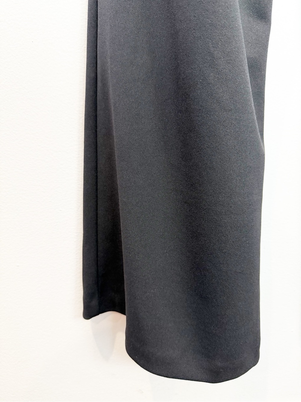 Express Satin Tie Halter Cowl Neck Wide Leg Jumpsuit Size Medium NWT - Picture 4 of 8